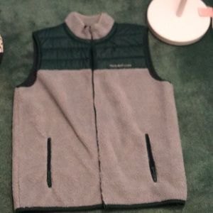 Vineyard vines fleece vest size large
